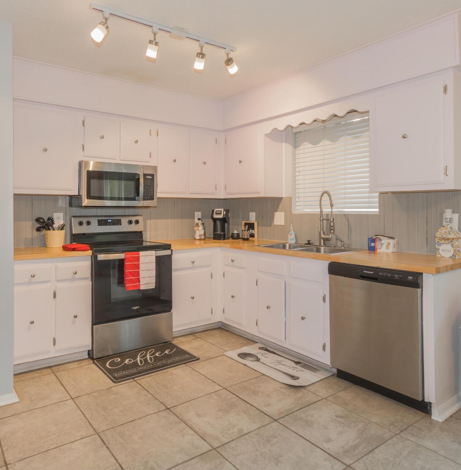 Cheerful 3 Bedroom 2Ba Home In Great Neighborhood! Jacksonville Exterior photo